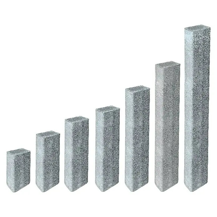Diephaus Rechteckpalisade - 16,5 x 12 x 150 cm, Grau, Beton - Die Abbildung zeigt eine Reihe von Betonpfosten unterschiedlicher Höhe, die ein aufsteigendes Diagramm bilden und die Vielseitigkeit des Produkts hervorheben.