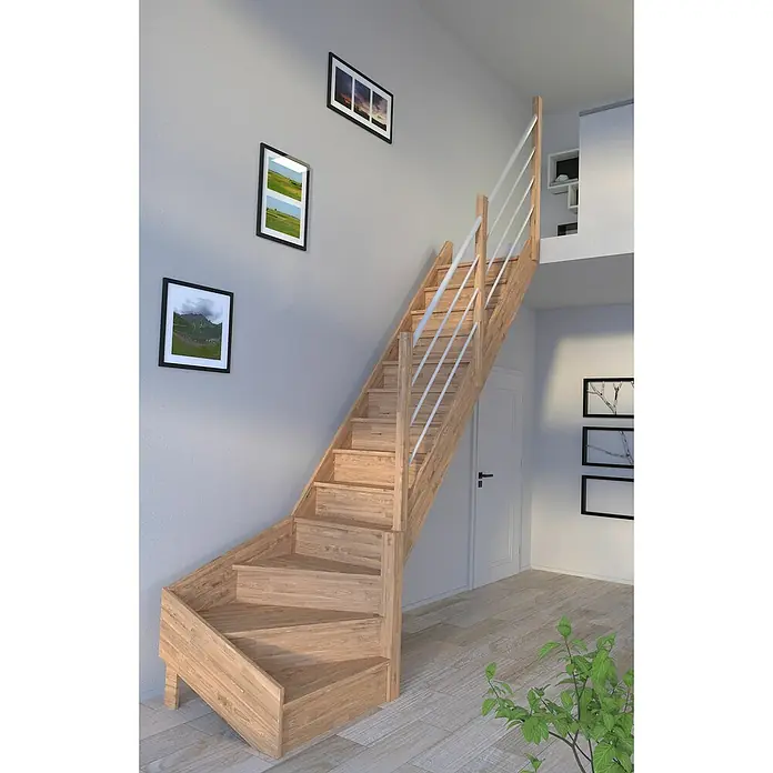 Starwood Raumspartreppe Rhodos - Breite: 80 cm, Eiche, Geschosshöhe: 300 cm, 1/4-gewendelt rechts, Montageseite Geländer: Rechts, Geländer Holz/Edelstahl weiß, Mit Setzstufen - Eine elegante Holztreppe mit weißen Geländern fügt sich nahtlos in ein modernes Interieur ein und verbindet die Etagen stilvoll.