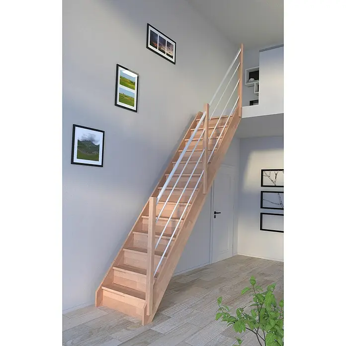 Starwood Raumspartreppe Rhodos - Breite: 80 cm, Buche, Geschosshöhe: 300 cm, Gerade, Montageseite Geländer: Rechts, Geländer Holz/Edelstahl weiß, Mit Setzstufen - Holztreppe mit weißen Geländern in modernem Interieur, unterstreicht die Eleganz des Designs und die Helligkeit des Raumes.