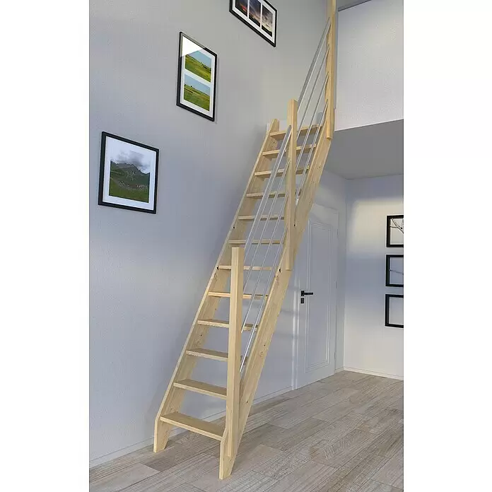 Starwood Raumspartreppe Fichte 3000 - Breite: 61 cm, Fichte, Material Handlauf: Edelstahl, Silber, Montageseite Geländer: Rechts, Geschosshöhe: 279,5 cm - Raumspartreppe aus hellem Holz mit silbernen Metallgeländerstäben, verbindet zwei Ebenen im modernen Raum.