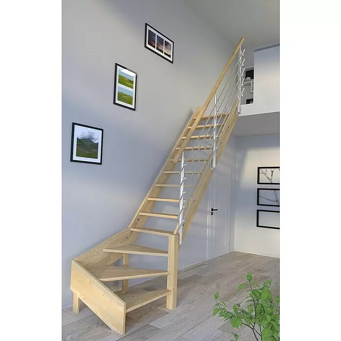 Starwood Raumspartreppe Korfu - Breite: 84 cm, Fichte, Geschosshöhe: 300 cm, 1/4-gewendelt rechts, Montageseite Geländer: Wahlweise links/rechts, Designgeländer Edelstahl, Ohne Setzstufen - Helle Holztreppe mit Viertelpodest, Metallstäben und Holzhandlauf, verbindet zwei Ebenen in modernem Raum.