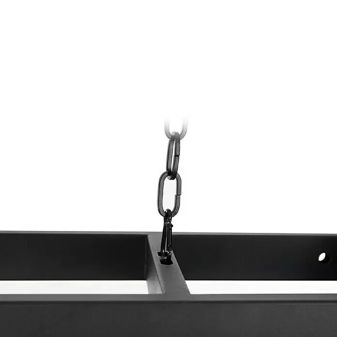 Sunred Halogen-Heizstrahler Indus - L x B: 132 x 42,5 cm, 3.000 W, Schwarz - Schwarze Metallkette mit Haken, die an einem schwarzen Metallrahmen befestigt ist.