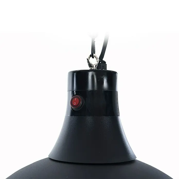 Sunred Halogen-Heizstrahler Indus - Durchmesser: 43 cm, 2.100 W, Schwarz - Nahaufnahme einer schwarzen Lampe mit einem roten Schalter, die von der Decke hängt.