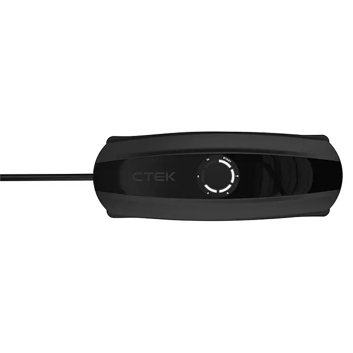 CTEK Automatik-Ladegerät CS ONE - Kapazität: 3 Ah - 180 Ah - Abbildung eines CTEK-Batterieladegeräts. Das Ladegerät ist schwarz und hat ein Drehrad zum Einstellen der Ladezeit.