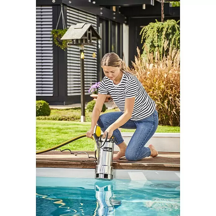 Neptun Schmutzwasserpumpe NSP-E 95 INOX - 900 W, Max. Fördermenge: 18.200 l/h, Eintauchtiefe: 5 m - Anwendungsbeispiel