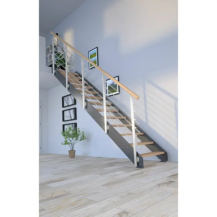 Starwood Wangentreppe KosFarbton Metall: DB 703, Breite: 108 cm, Eiche, Geschosshöhe: 220 cm - 280 cm, Gerade, Designgeländer unbehandelt, Stufen farblos geölt - Elegante Treppe mit Holzstufen und Metallgeländer, die modernes Design und Funktionalität in einem stilvollen Interieur vereint.