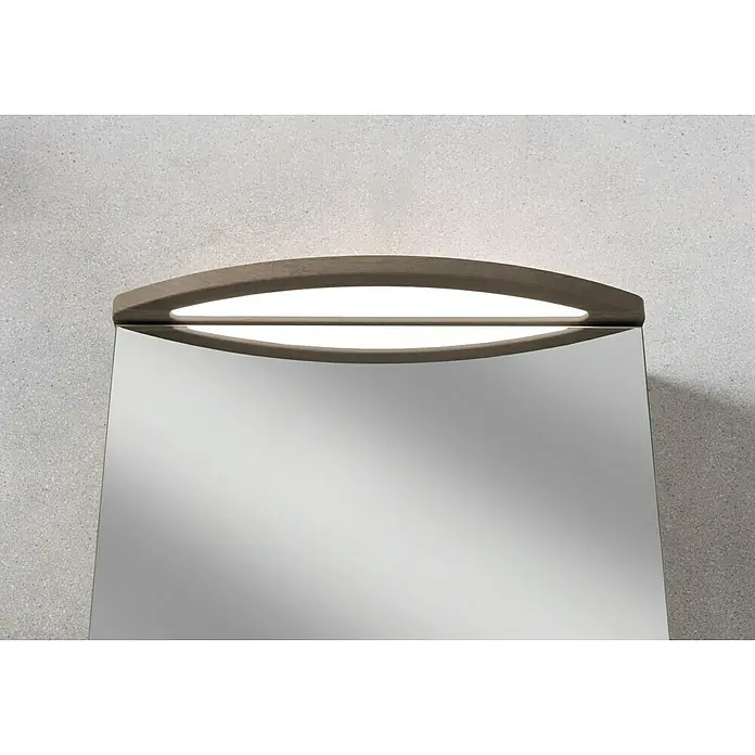 Camargue Swing LED-Spiegelschrank - B x H: 60 x 70,5 cm, Mit Beleuchtung, DIN Anschlag: Links, Eiche Maron, Glas - Der moderne Spiegel mit Holzrahmen und integrierter Beleuchtung sorgt für ein stilvolles Ambiente im Badezimmer.
