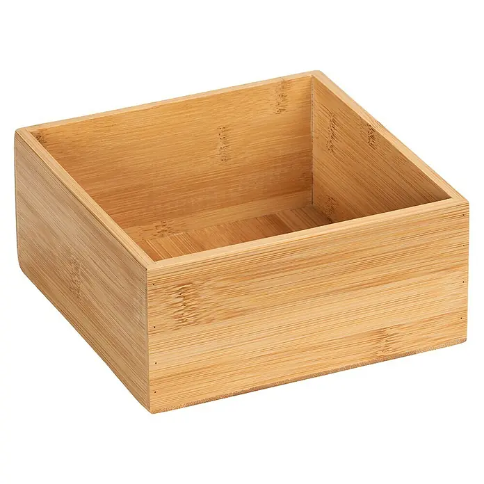 Wenko Aufbewahrungsbox Terra M - 15 x 15 x 7 cm, Bambus - Nahaufnahme einer leeren Bambusbox, ideal zur Aufbewahrung und Organisation verschiedener Gegenstände im Haushalt.