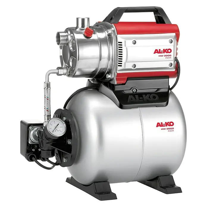 AL-KO Classic Hauswasserwerk 3000 Inox - Max. Fördermenge: 3.100 l/h, Max. Druck: 2,8 bar - Nahaufnahme einer AL-KO HW 3000 Inox Hauswasserwerkspumpe, ideal für die automatische Wasserversorgung im Haus und Garten.