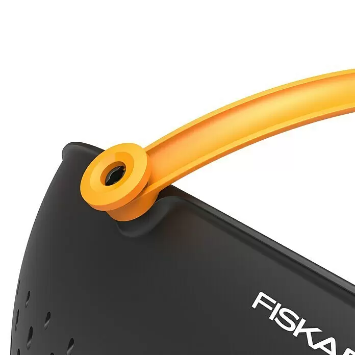 Fiskars Plus Gartenkorb - Kunststoff, Schwarz/Orange - Detailaufnahme