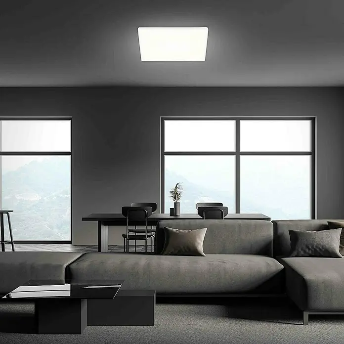 Panel LED Backlight - 22 W, L x An x Al: 42 x 42 x 2,9 cm, Blanco, Blanco neutro - Una sala de estar moderna con una lámpara de techo LED cuadrada que proporciona una iluminación brillante y uniforme. Diseño elegante.