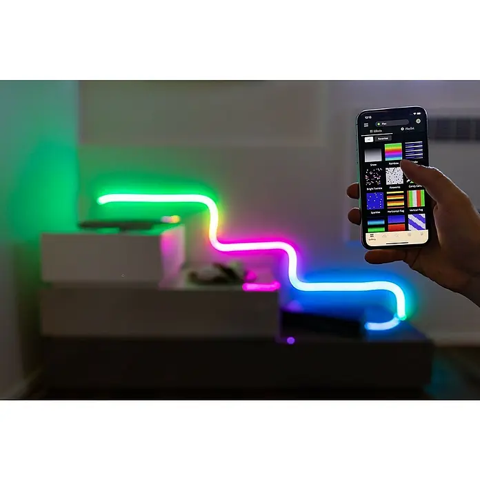 Twinkly Tira de luces LED Flex - Largo: 2 m, Color de luz: RGB, 15 W - Tira LED flexible en varios colores, controlada por una app móvil, muestra diversos efectos de iluminación.