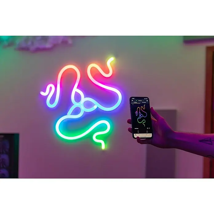 Twinkly Tira de luces LED Flex - Largo: 2 m, Color de luz: RGB, 15 W - Un logotipo de pared de neón Razer Chroma que brilla en colores del arco iris y se controla a través de un teléfono inteligente.