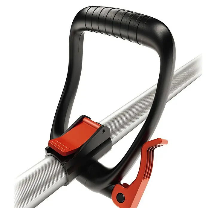 Einhell Power X-Change 18V Akku-Hochentaster GE-LC 18 Li T-Solo - 18 V, Li-Ionen, Ohne Akku, Schnittlänge: 17 cm - Detailaufnahme eines ergonomischen Teleskopstielgriffs in Schwarz und Rot, der an einer silberfarbenen Stange befestigt ist.