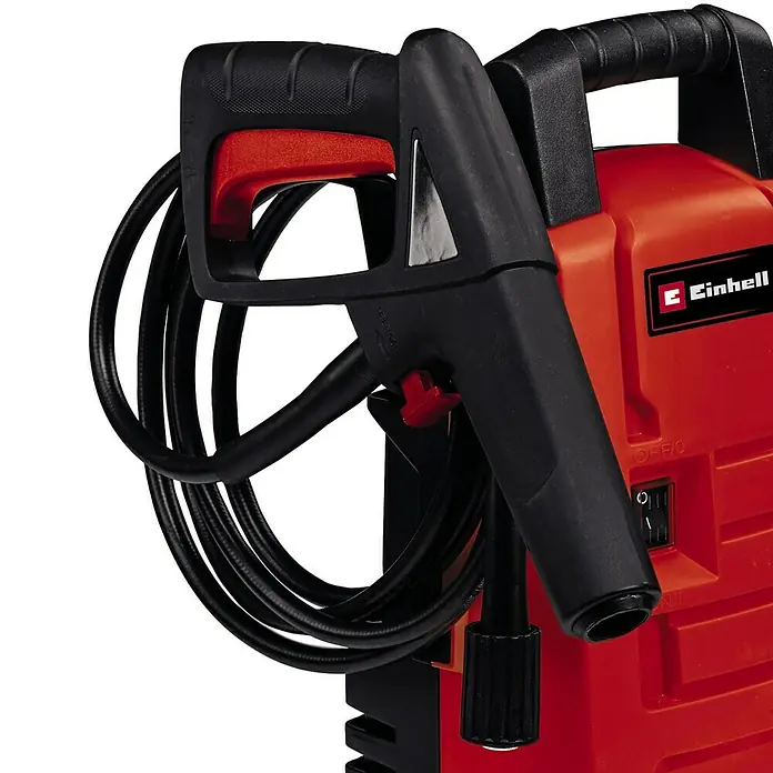 Einhell Classic Hochdruckreiniger TC-HP 90 - 1.200 W, Fördermenge: 372 l/h - Nahaufnahme eines roten Einhell Hochdruckreinigers mit schwarzem Griff und Kabelaufwicklung.