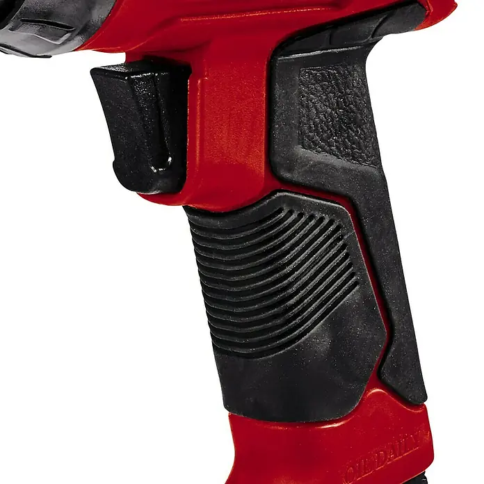 Einhell Classic Druckluft-Meißelhammer - 6,3 bar, Luftverbrauch: 113 l/min, Schlagzahl: 4.500 /min - Detailaufnahme eines roten Einhell Werkzeugs, das einen ergonomischen, schwarzen Griff mit Rippenstruktur und Steuerungselementen zeigt.