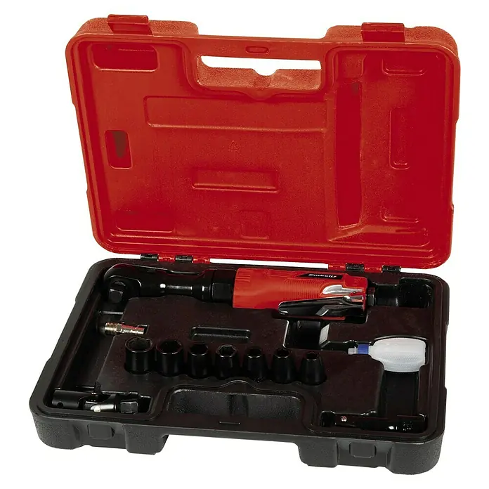 Einhell Classic Druckluft-Ratschenschrauber TC-PR 68 - 0 bar - 6,3 bar - Offener roter und schwarzer Einhell Druckluft-Ratschenschrauber-Satz mit verschiedenen Aufsätzen in einem schwarzen Werkzeugkoffer.