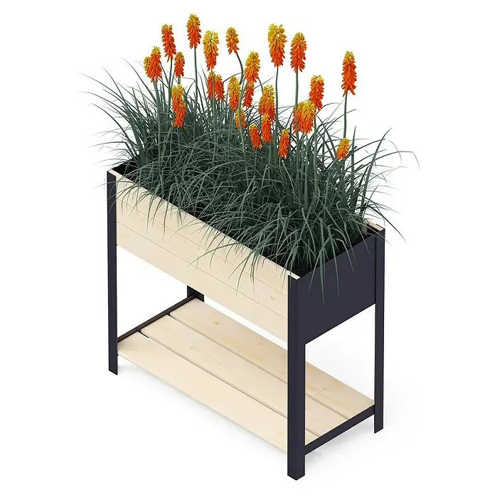 Upyard Hochbeet Modernbox hoch - 78 x 36 x 72 cm, Holz, Natur/Schwarz - Der erhöhte Pflanzkasten aus Holz und Metall ist mit leuchtenden Fackellilien und silbrigem Gras bepflanzt.