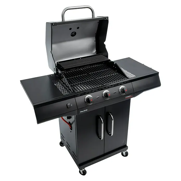 Char-Broil Gasgrill Performance Core B3 - Grillfläche (B x T): 54,3 x 43,5 cm, 7,91 kW, Anzahl Brenner: 3 - Abbildung eines schwarzen Char-Broil Performance Gasgrills mit offenem Deckel, drei Reglern und Seitenablagen.