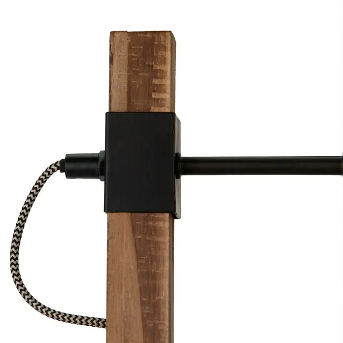 Deko-Tischleuchte - 40 W, Holz, E27 - Nahaufnahme einer modernen Stehlampe mit Holzelementen und einem schwarzen Metallarm. Elegantes Design für stilvolle Innenräume.