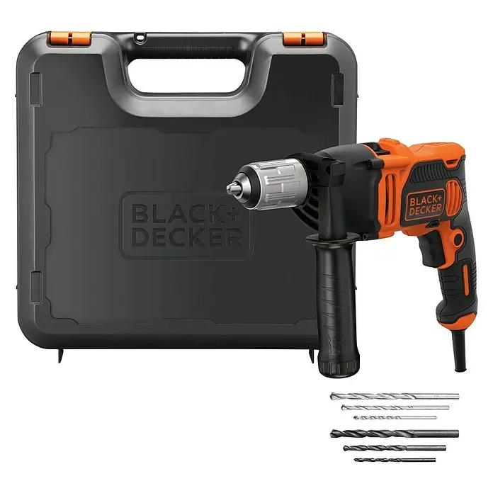 Black+Decker Schlagbohrmaschine BEH850K-QS - 850 W, Leerlaufdrehzahl 1. Gang: 3.100 U/min, Max. Schlagzahl: 54.400 /min - Schwarzer und orangefarbener Black+Decker Bohrer mit Bohrkronen und einer schwarzen Tragetasche für den einfachen Transport.