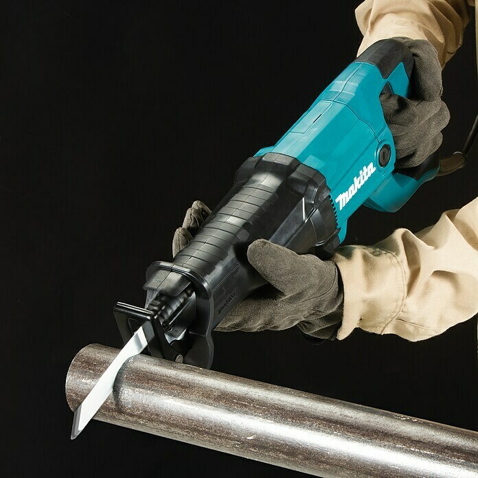 Makita Säbelsäge JR3051TK1.200 W, Hublänge: 30 mm Use Shot