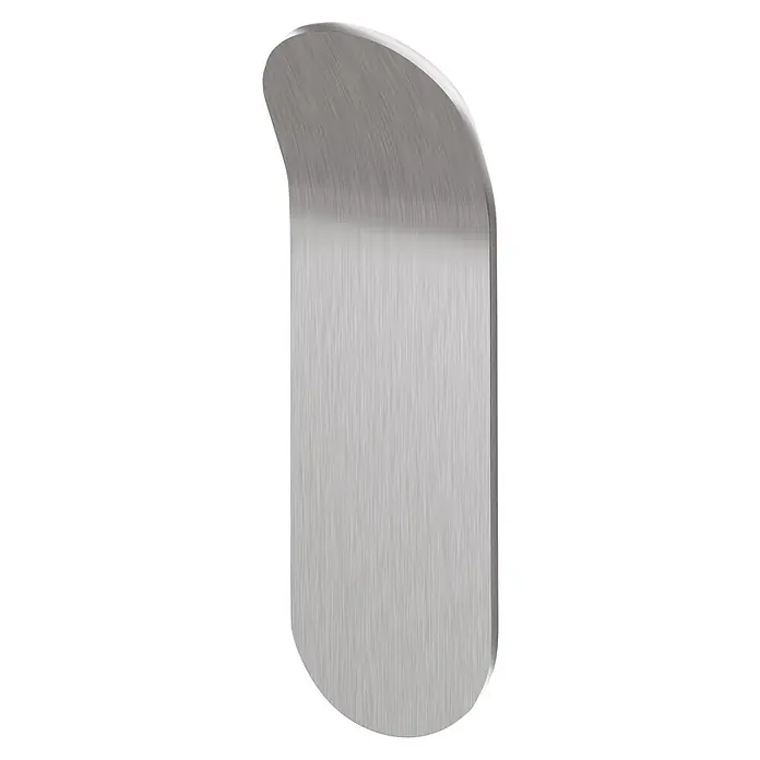 Tesa Powerstrips Selbstklebehaken - Größe: S, Metallic, 2 Stk. - Nahaufnahme einer eleganten, gebürsteten Aluminium-Gedenkplatte, die sich ideal für Gravuren und zur Ehrung von Erinnerungen eignet.