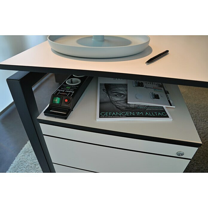 Brennenstuhl Super-Solid Stekkerdoos (5 voudig, Zwart, Kabellengte: 2,5 m, IP20) | BAUHAUS