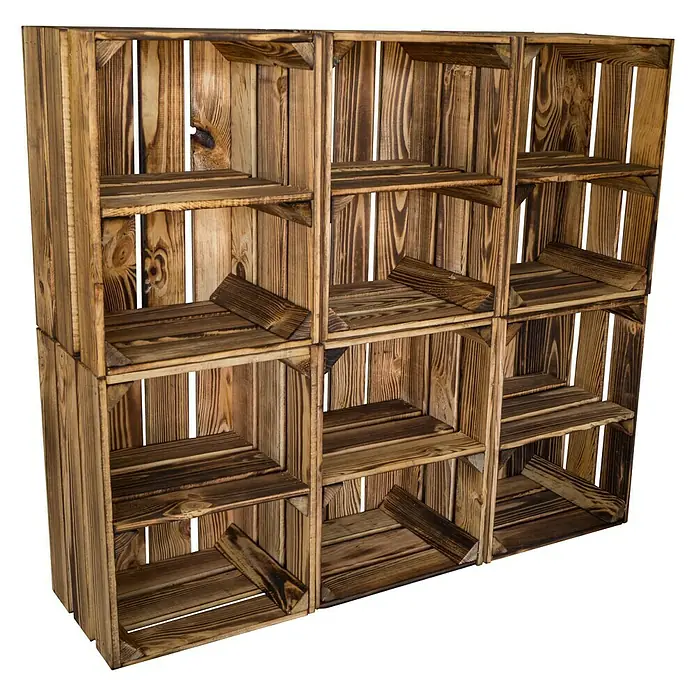 Holzkiste Bella mit Querbrett - L x B x H: 40 x 30 x 25 cm, Braun - Das Foto zeigt ein Holzregal mit sechs Fächern. Das Regal ist rustikal und aus dunklem Holz gefertigt. Es ist leer und eignet sich zur Aufbewahrung.