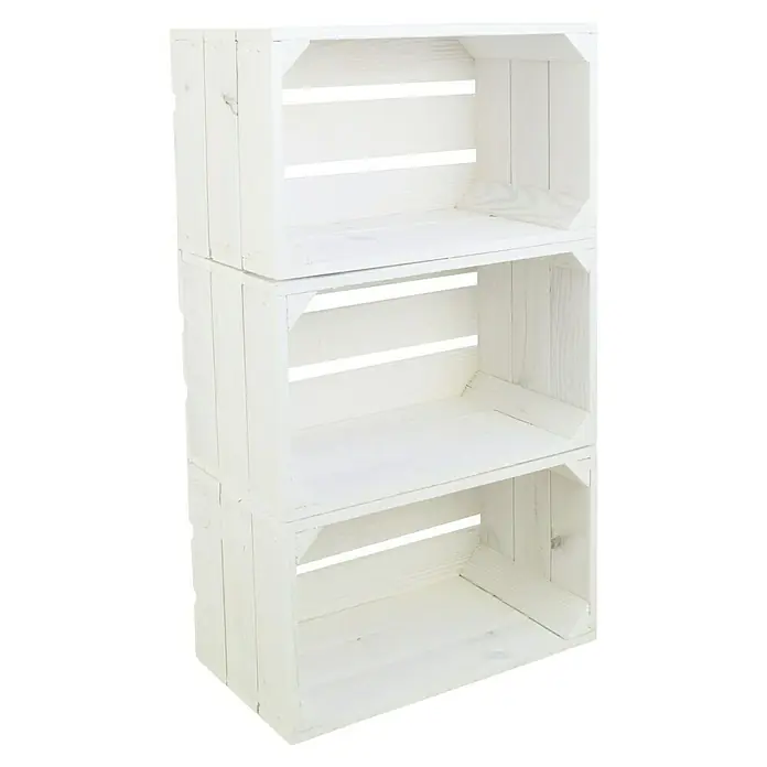 Holzkiste Hilde - L x B x H: 38 x 22 x 19 cm, Weiß - Drei übereinander gestapelte, weiß lackierte Holzkisten, die als Regal dienen. Die Kisten haben jeweils Zwischenräume.