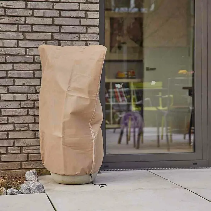 Siena Garden Winterschutzhaube Jumbo - Ø x H: 2,4 x 2 m, 100 g/m² - Der Winterschutz für Pflanzen im Topf ist eine großartige Möglichkeit, Ihre Pflanzen vor Frost zu schützen.
