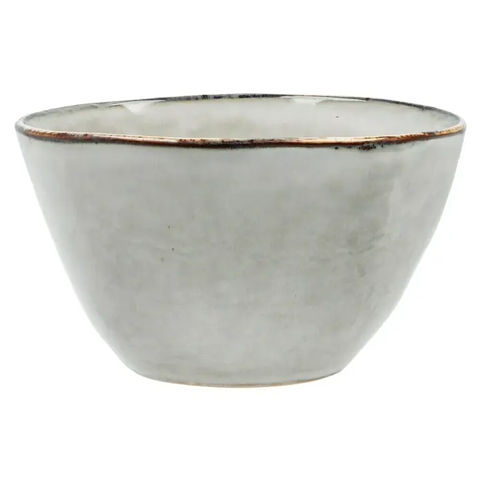 Schale Tabo - Ø x H: 11 x 5 cm, Grau - Nahaufnahme einer schlichten, grauen Keramikschale mit braunem Rand, ideal für den täglichen Gebrauch und stilvolle Tischdekoration.