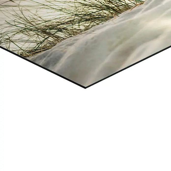 Reinders Decopanel - Sunset Seascape, B x H: 50 x 40 cm - Das Bild zeigt eine Leinwanddruck einer künstlichen Wasserfall Szene mit Pflanzen, die über die Oberfläche fließen.