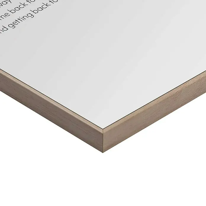 Reinders Bild Slim Frame Wood - Karma, B x H: 30 x 40 cm - Detailansicht eines gerahmten Bildes mit einer schlichten, modernen Holzleiste, die die weiße Oberfläche stilvoll einrahmt und das minimalistische Design hervorhebt.