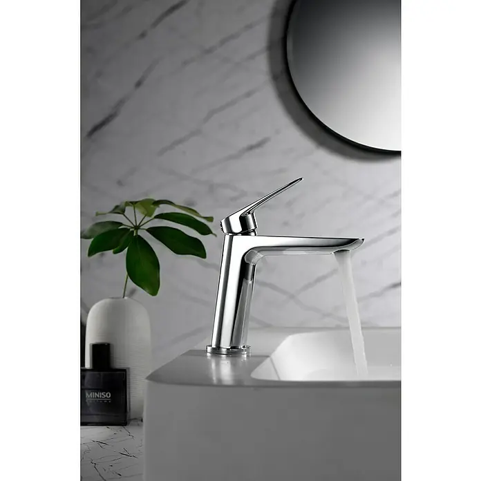 Imex Bélgica Grifo de lavabo - Cromo, Brillante - Grifo de baño cromado contemporáneo con un diseño elegante y agua que fluye suavemente, perfecto para baños modernos.