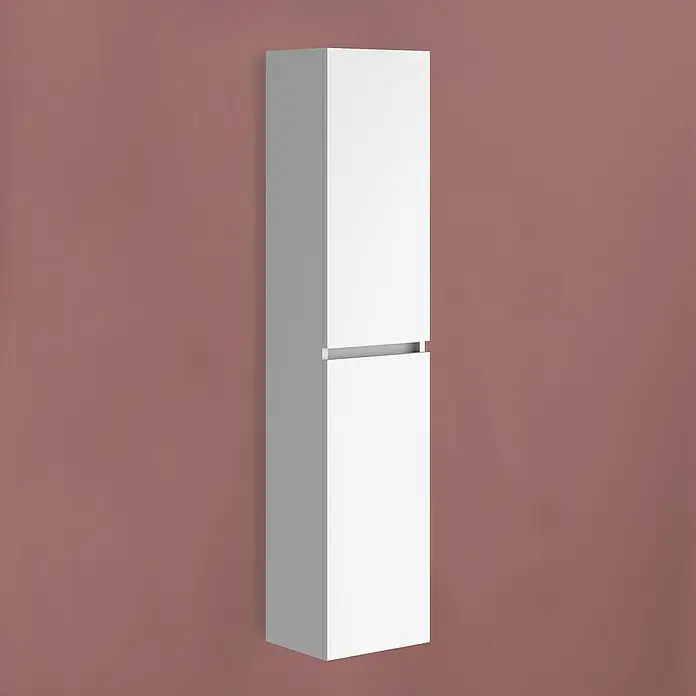 Artysan Armario colgante de baño Stein - L x An x Al: 25 x 30 x 140 cm, Blanco - Un armario de baño blanco, estrecho y alto, con dos puertas y un tirador plateado, colgado en una pared rosa. Mueble de baño práctico.