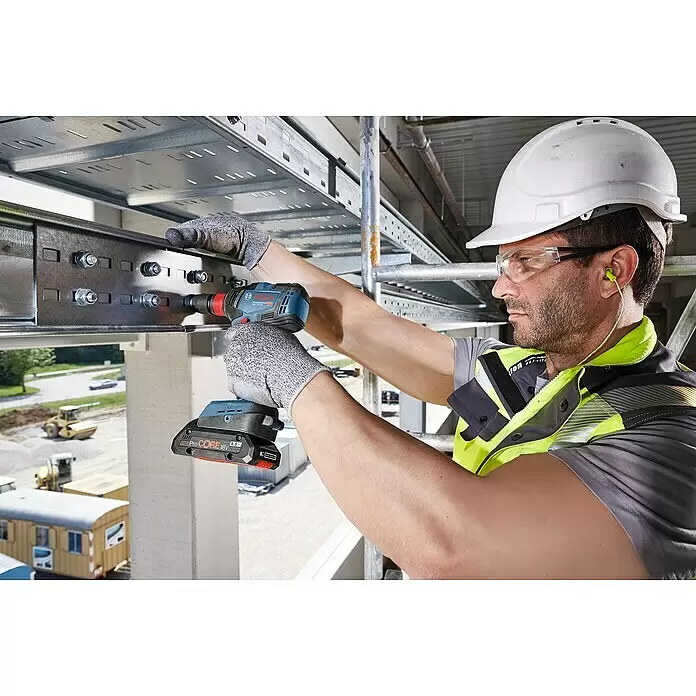 Bosch Professional AMPShare 18V Akku-Drehschlagschrauber GDX18V-200 - 18 V, 2 Akkus, 4 Ah, 200 Nm, Inkl. Koffer - Anwendungsbeispiel