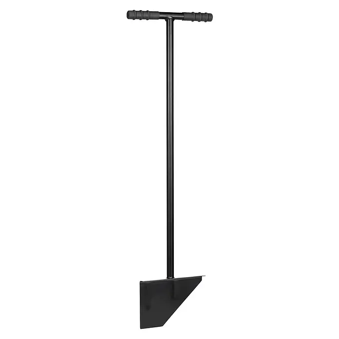 Fiskars Solid Rasenkantenstecher - Arbeitsbreite: 23 cm, Stahl - Das Bild zeigt einen schwarzen Rasenkantenstecher mit T-Griff, ein Werkzeug für präzise Rasenpflege, ideal für saubere Rasenkanten.