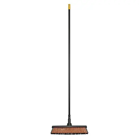 Fiskars Solid Besen