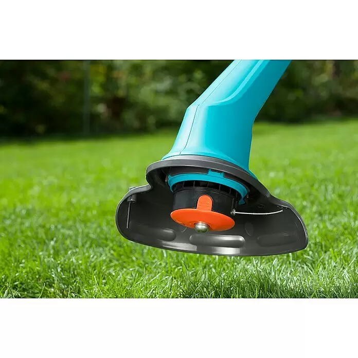 Gardena Spulendeckel - Passend für: Gardena Trimmer SmallCut 300/23, PowerCut Li-40/30 und SmallCut Plus 300/23 - Anwendungsbeispiel