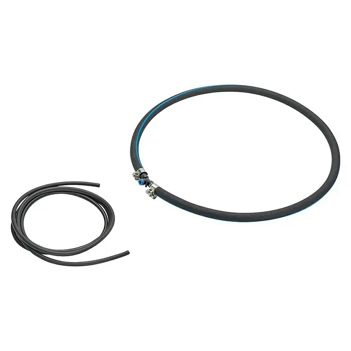 Pontec Belüfterring AQUA OXY DPassend für: OASE AquaOxy 5000 oder OASE AquaOxy 7500 - Schwarzer Gummischlauch mit blauer Markierung und Anschlüssen, neben einem kleineren Schlauchstück, ideal für industrielle Anwendungen.