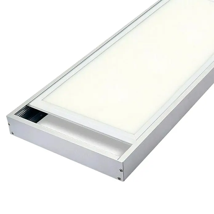 Marco de superficie para panel LED - L x An x Al: 5 x 30 x 120 cm - Primer plano de una moderna luz de panel LED con marco de aluminio. La luz es brillante y uniforme.