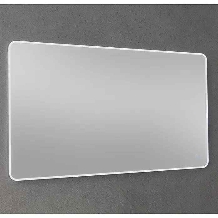 Camargue Lichtspiegel Frame - 120 x 68 cm, Leuchtmittel, Mit abgerundeten Kanten - Rechteckiger Spiegel mit LED-Beleuchtung und weißem Rahmen, montiert an einer grauen Wand. Modernes Design für Badezimmer oder Flur.