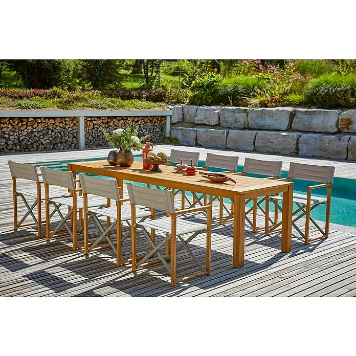 Sunfun Gartenmöbel-Set Laura/Kathrin - 9 -tlg., Akazie/Polyesterfaser/Aluminium, Naturbraun/Hellgrau, Gartenstuhl klappbar - Ein stilvolles Gartenmöbel-Set mit einem langen Teakholztisch und passenden Regiestühlen, ideal für Mahlzeiten im Freien und geselliges Beisammensein.