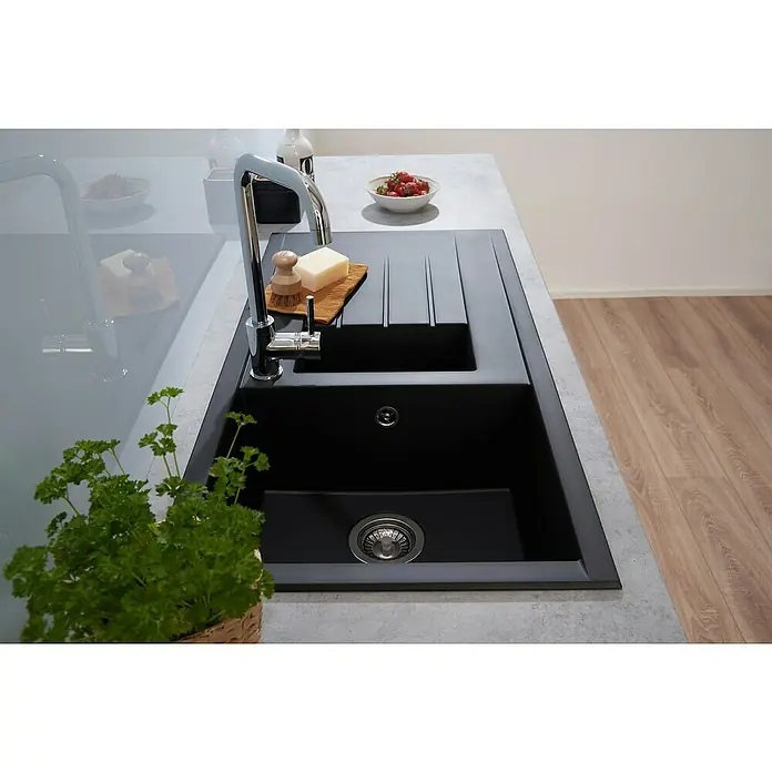 Respekta Einbauspüle Houston - 100 x 50 cm, Anzahl Becken: 1,5 Stk. - Schwarze Küchenspüle mit Abtropffläche, Armatur, Bürste und Seife auf der Arbeitsplatte. Ein stilvolles und funktionales Design für die moderne Küche.