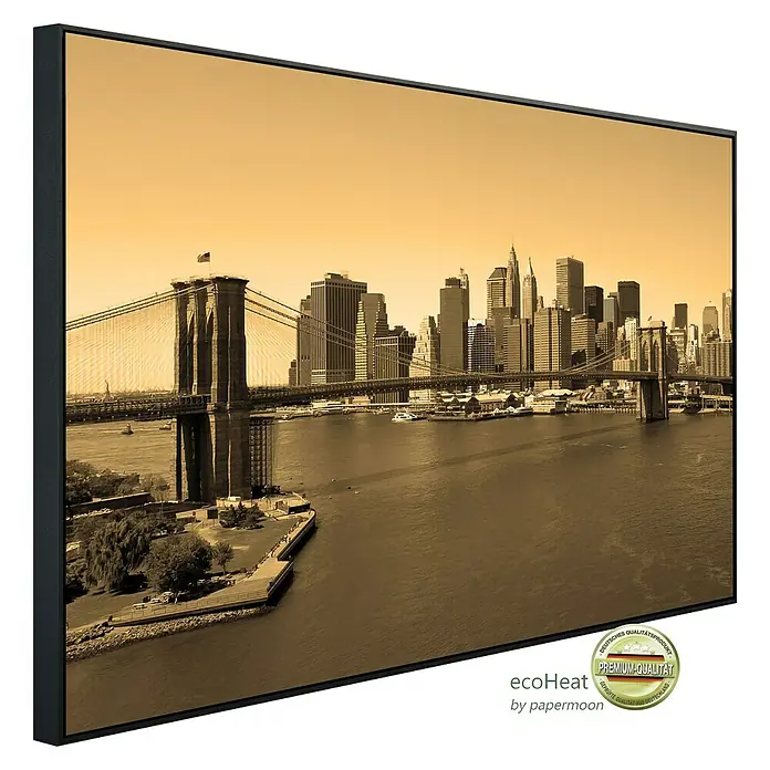 Papermoon Infrarot-Bildheizkörper Brooklyn - 120 cm x 600 mm, 1.000 W - Nahaufnahme einer gerahmten EcoHeat-Heizung mit einem Sepia-Foto der Brooklyn Bridge und der Skyline von New York.