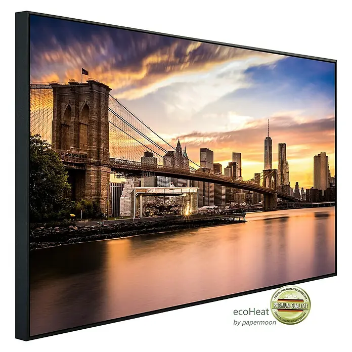 Papermoon Infrarot-Bildheizkörper Brücke Brooklyn bei Sonnenuntergang - 100 x 60 cm, 800 W - Das Bild zeigt eine moderne Infrarotheizung von ecoHeat mit einem Motiv der Brooklyn Bridge bei Sonnenuntergang. Hochwertiges Design trifft auf effiziente Heizleistung.