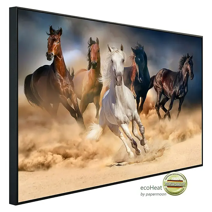 Papermoon Infrarot-Bildheizkörper Pferdeherde im Galopp - 120 x 60 cm, 1.000 W - Wandbild mit galoppierenden Pferden, ein Premium-Qualitätsprodukt, das jedem Raum einen Hauch von Wildnis verleiht.