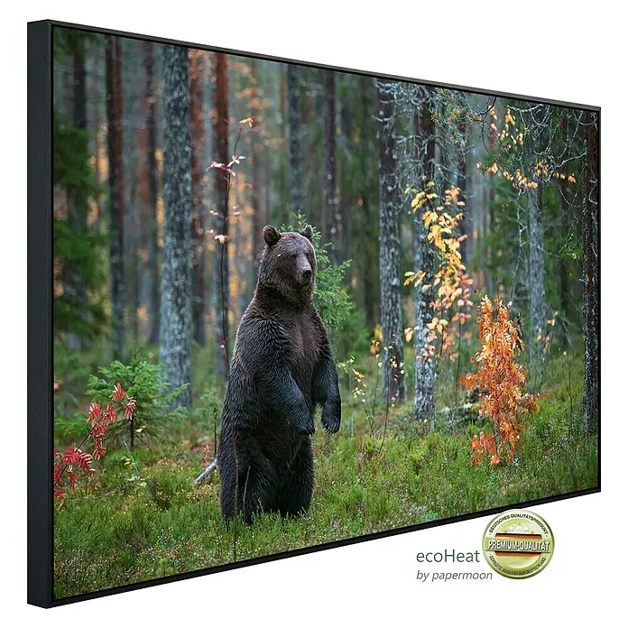Papermoon Infrarot-Bildheizkörper Braunbär im Herbstwald - 1.000 x 600 mm, 600 W - Hochwertiger Kunstdruck auf Leinwand mit einem Bären im Wald, gerahmt und fertig zum Aufhängen. Premium-Qualität für Ihr Zuhause.