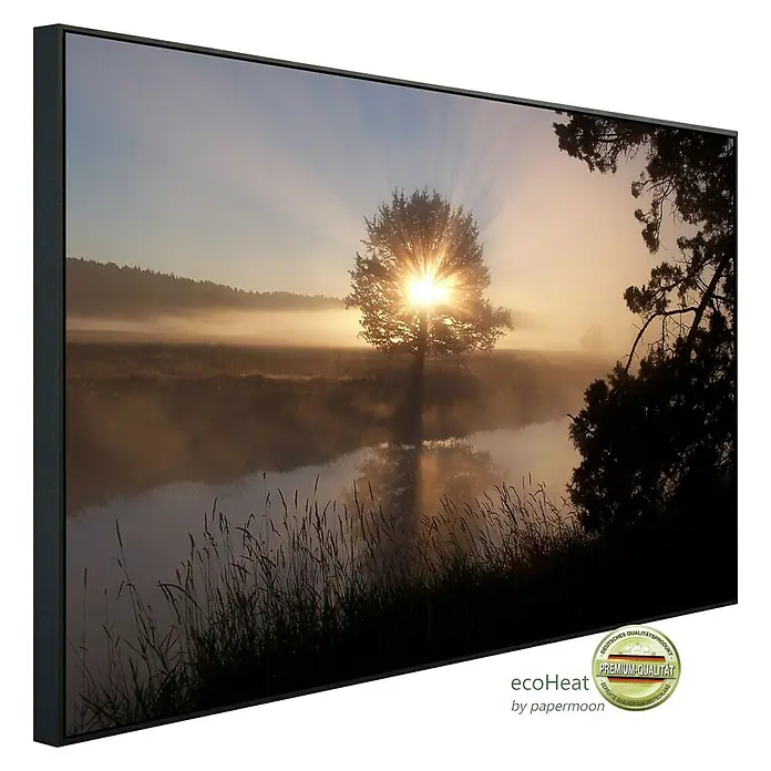 Papermoon Infrarot-Bildheizkörper Fluss Sonnenaufgang - 120 x 60 cm, 1.200 W - Ein gerahmtes Landschaftsbild mit Sonnenaufgang über einem See, das EcoHeat Heizpaneel von Vitramo.